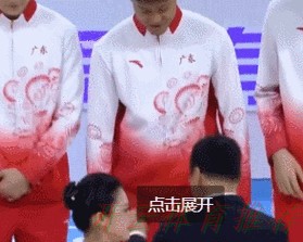 开云体育动态：广东一夜3消息！赵睿含泪告别，徐杰落选国家队，周鹏二飞退役