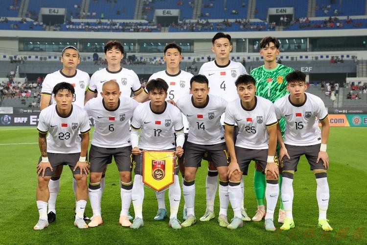 开云体育最新网址：东亚杯 | 巴顿错失良机 中国队0比3韩国队